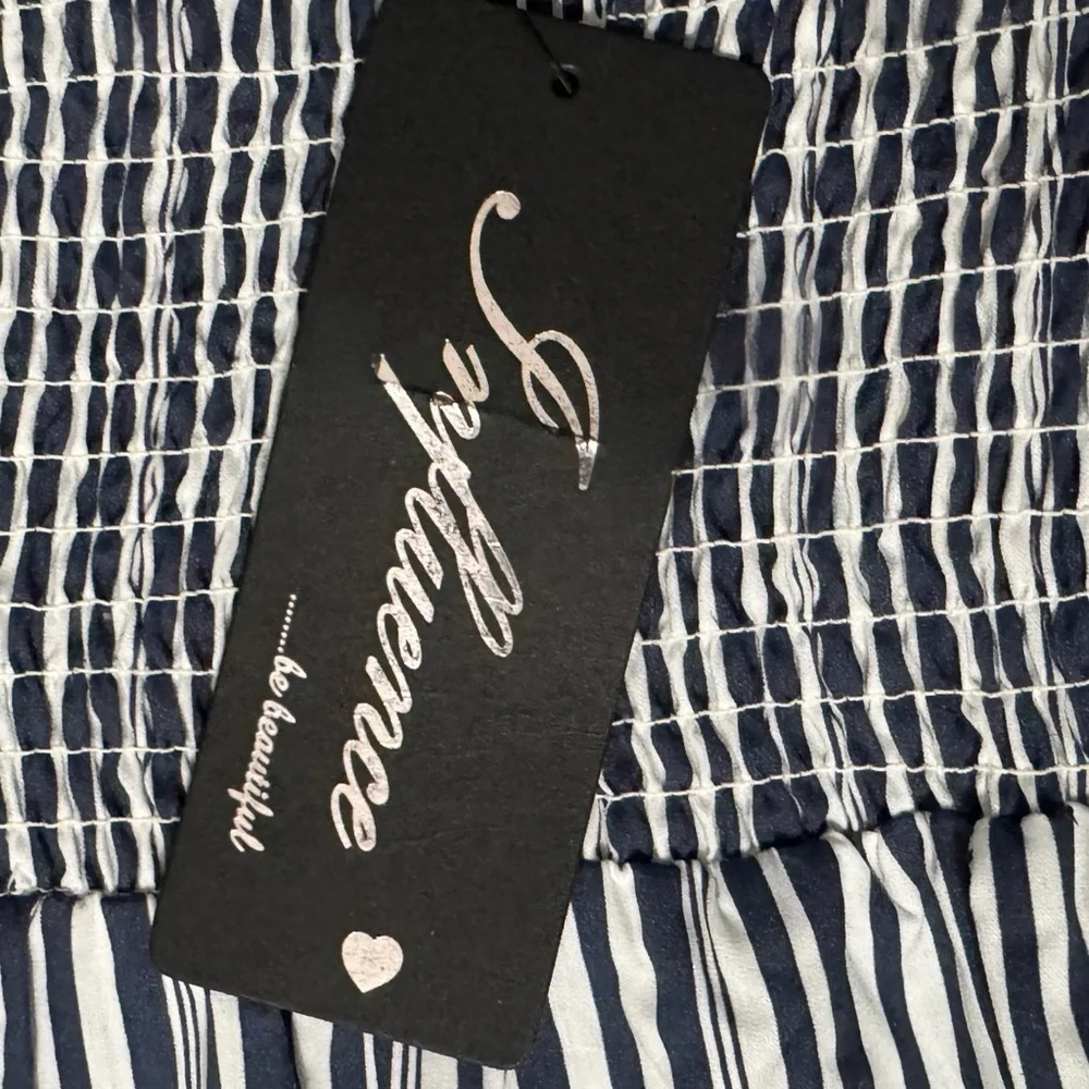 Influence Coastal Stripe Smocked Puff Sleeve Tiered Mini Dress US Women’s Sz 8